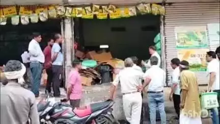 नसरुल्लागंज: लाड़कुई में एसडीएम ने कीटनाशक और खाद-बीज की दुकानों की जांच की