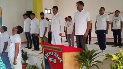 रैपुरा: जिला जेल में बंदियों ने किया सामूहिक योग, विधिक प्रावधानों और अधिकारों की भी दी गई जानकारी