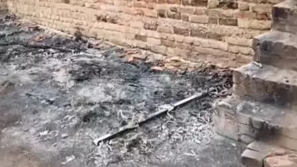 टेहरोली: वरमपुरा में अराजक तत्वों ने किसान के फार्म हाउस में लगाई आग, कृषि उपकरण जलने से हुआ भारी नुकसान