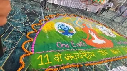 कोल: जवां, कासिमपुर कॉलोनी में परमात्म कीर्तन, योग व रक्तदान के साथ मनाया गया 11वां अंतर्राष्ट्रीय योग दिवस