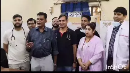 कुम्हेर: प्रधानमंत्री टीवी मुक्त भारत अभियान के अंतर्गत चिकित्सकों ने 7 मरीजों को गोद लेकर गुणवत्ता युक्त पोषण वितरण किया