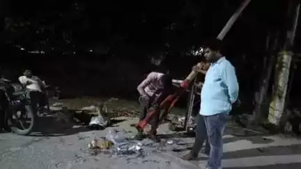 पीलीभीत: शहर में 18 घंटे से गायब कई इलाकों की बिजली, जनता परेशान, बिजली विभाग की टीम समाधान में जुटी