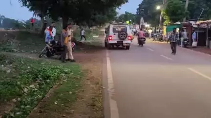 पलारी: पलारी पुलिस ने सार्वजनिक स्थलों पर शराब सेवन करने वालों के खिलाफ की कार्रवाई, 7 पर FIR, 18 को जारी किया चालान