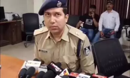 चीनोर: ग्वालियर के मुरार में पुलिस ने एक व्यक्ति को अवैध पिस्टल के साथ पकड़ा