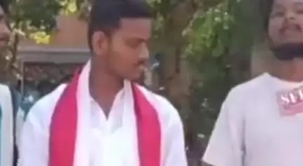 కావలి: కావలి శ్రీ చైతన్య పాఠశాల వద్ద ఎస్ ఎఫ్ఐ ఆధ్వర్యంలో నిరసన...