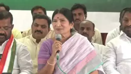 కాంగ్రెస్ పార్టీని నిందించే అర్హత బి ఆర్ ఎస్ పార్టీకి లేదన్నారు వరంగల్ జిల్లా అధ్యక్షురాలు ఎర్రబెల్లి స్వర్ణ
