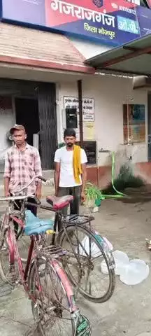 उदवंत नगर: गजराजगंज ओपी क्षेत्र से पुलिस ने 40 लीटर देसी शराब के साथ दो धंधेबाजों को किया गिरफ्तार