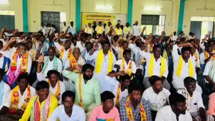 ఎమ్మిగనూరు: ఎమ్మిగనూరు  నియోజకవర్గంలో ఎమ్మెల్యే బీవీ జగనేశ్వర్ రెడ్డి ఆధ్వర్యంలో టీడీపీ పార్టీ సంస్థాగత కమిటీల ఏర్పాటు