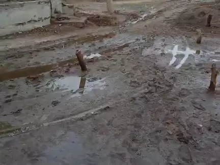 अव्वल ग्राम जरेलापुर की हालत है 

@up,