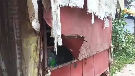 आदित्यपुर गम्हरिया: गम्हरिया ब्लॉक में सर्विस रोड के किनारे गुमटी नुमा दुकान में चोरी, चोरों ने नगद और सामान उड़ाए