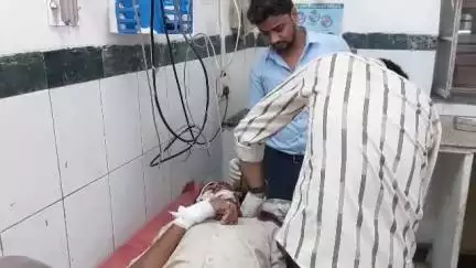 पाली: सदर थाना क्षेत्र के रूपावास के निकट मवेशी से टकराकर बाइक हुई दुर्घटनाग्रस्त, घायल का ट्रॉमा सेंटर में किया गया उपचार