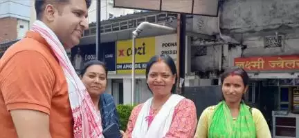 रातू: भाजपा महिला मोर्चा अध्यक्ष का रातू काठी टांड़ में हुआ स्वागत!