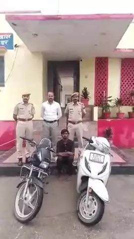 साबला: पिण्डावल से चोरी गई बाइक और स्कूटी बरामद, दो बाल अपचारी सहित तीन को किया गया गिरफ्तार