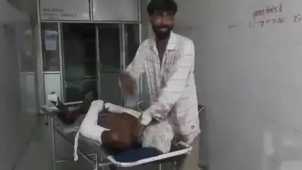 ललितपुर: भोटा में दो भाइयों के बीच जमीन के विवाद को लेकर हुआ खूनी संघर्ष, बड़े भाई की जिला अस्पताल में उपचार के दौरान मौत