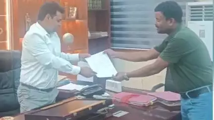 चाईबासा: जिला परिषद सदस्य जॉन मीरन मुंडा ने डीसी और एसपी से रात्रि में चोया मेला बंद कराने की मांग की
