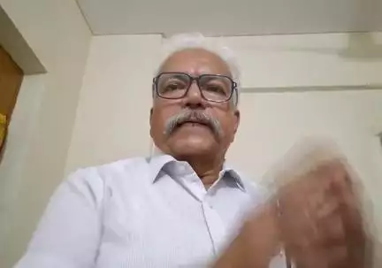 ऑपरेशन सिंदूर की सफलता के बाद सम्पूर्ण देश में सकारात्मकत्ता का संदेश पहुँचा उस क्रम मे प्रस्तुत है
#आईना_दिखाओ के तहत कुछ पंक्तियाँ।