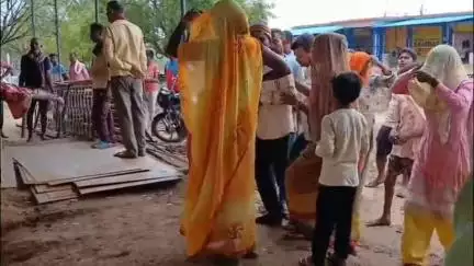बबेरू: मर्का गांव में बिल्डिंग के कार्य के दौरान 21 वर्षीय युवक की करंट लगने से हुई मौत, परिवार में मचा कोहराम