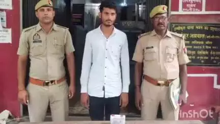 नरैनी: थाना कांलिजर पुलिस ने परचून की दुकान से चोरी के मामले में वांछित अभियुक्त को किया गिरफ्तार