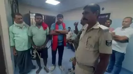 बिहार: दीपनगर थाना पुलिस ने चकदिलावर और सकरौल गांव से 3 वारंटियों को गिरफ्तार किया