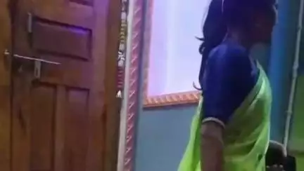 पन्ना: शराबी पति-पत्नी और प्रेमिका से परेशान युवक ने थाने में लगाई गुहार, मारपीट व धमकी का वीडियो वायरल