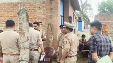 पैलानी: डिघवट गांव में एक व्यक्ति का शव उसके घर में मिला, हत्या की आशंका, मौके पर पहुंची पुलिस