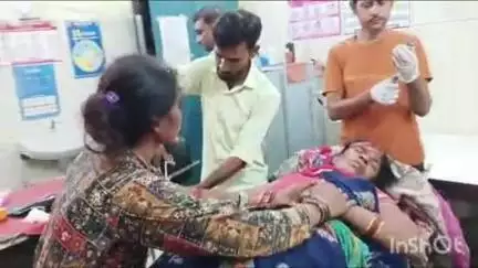 भोगनीपुर: सुखसौरा में छत पर पन्नी डाल रही महिला छत से गिरी, सीएचसी पुखरायां में किया गया उपचार
