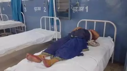 हटा: गैसाबाद थाना क्षेत्र के सकोर गांव में जमीनी विवाद में महिला से मारपीट, घायल अस्पताल में भर्ती