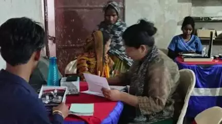 মহম্মদবাজার: সোঁতসাল গ্রামে সূর্যোদয় সংঘ ক্লাবের পক্ষ থেকে বিনামূল্যে চক্ষু পরীক্ষা শিবিরের আয়োজন