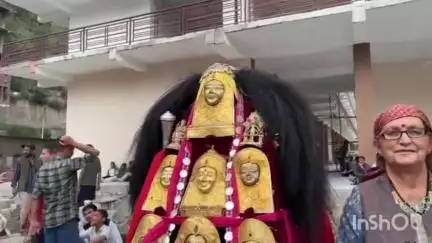रोहड़ू: रोहडू पहुंचे देवता साहिब नारायण महाराज, लोगों ने किया भव्य स्वागत
