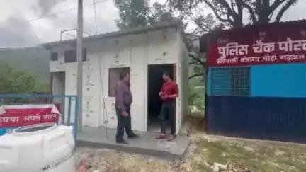 कीर्तिनगर: मुख्य चिकित्सा अधिकारी ने यात्रा मार्ग पर व्यवस्थाओं को दुरुस्त रखने के लिए अधिकारियों को दिए निर्देश