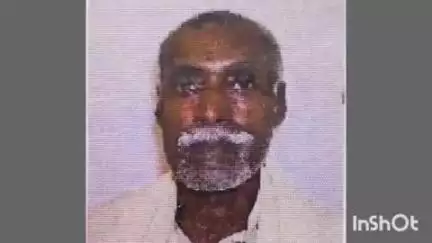 बांदा: करतल मौजे में खेत पर पेड़ से फांसी के फंदे में लटका मिला वृद्ध का शव, पुलिस ने की पोस्टमार्टम की कार्रवाई