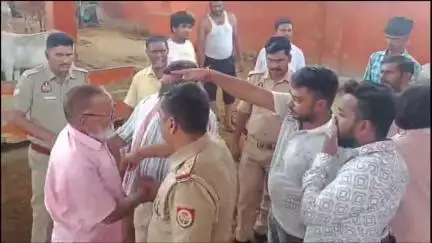 कोल: कौड़ियागंज कान्हा गौशाला में भूख से तड़प रहे गोवंश, स्थानीय लोगों ने चेयरमैन और पशु चिकित्सक पर लगाए आरोप