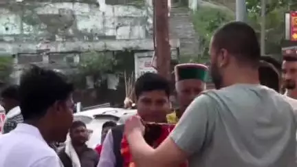 हमीरपुर: बाबा बालक नाथ मंदिर में जालंधर धर्मशाला दियोटसिद्ध ट्रस्ट के कार्यक्रम में पहुंचे कांग्रेस अध्यक्ष