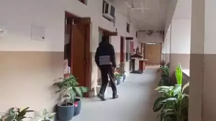 हमीरपुर: डीसी अमरजीत ने कहा, स्टांपिंग या इम्बोसिंग के लिए शिमला जाने की आवश्यकता नहीं, डीसी के पास हैं शक्तियां
