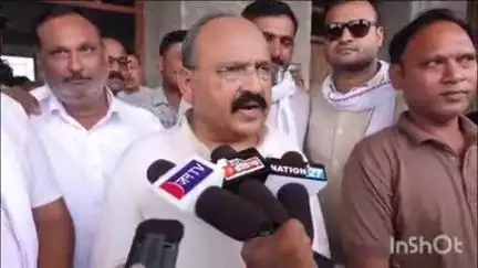 बारां: संविधान बचाओ अभियान के बारां जिला प्रभारी प्रहलाद गुंजल ने कोटा रोड कार्यक्रम स्थल पर पहुंचकर तैयारियों का जायजा लिया