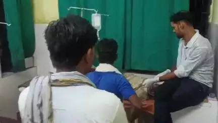 राठ: धमना गांव में संदिग्ध परिस्थितियों में वृद्ध ने जहरीले पदार्थ का किया सेवन, आत्महत्या करने का किया प्रयास