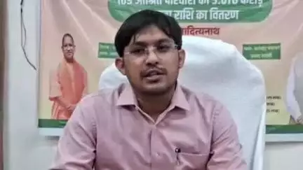 चंदौली: शहाबगंज क्षेत्र में आशा बहुओं की भर्ती में भ्रष्टाचार का लगा आरोप, DM ने 17 गांवों की भर्ती की जांच करने के दिए आदेश