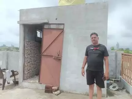 दतिया नगर: बाथरूम में हाथ धो रहा था युवक, सिर के ऊपर से गुजरी बिजली, पकोड़ियां महादेव की घटना।