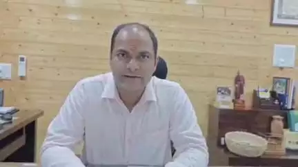 चम्पावत: चंपावत में त्रिस्तरीय पंचायत चुनाव के लिए 1.86 लाख मतदाता और 332 मतदान केंद्र चिन्हित किए गए