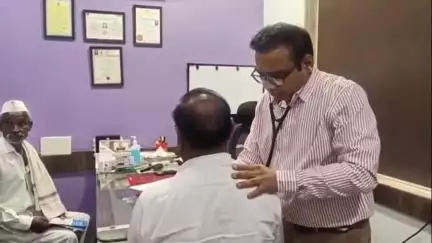 धुळे: धुळ्यात स्टेशन रोड परिसरात मोफत भव्य छाती रोग निदान व उपचार शिबिर: शेकडो रुग्णांना लाभ!