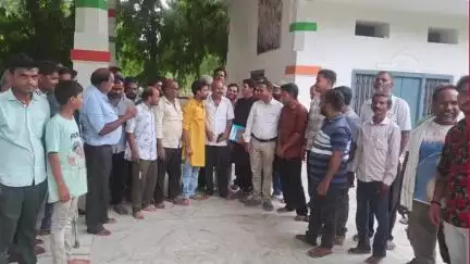 गांधी मैदान मार्केट कमिटी गयाजी बिहार का बैठक जिलाध्यक्ष अमरजीत गिरी के अध्यक्षता में संपन्न। सैकड़ो दुकानदार हुए शामिल