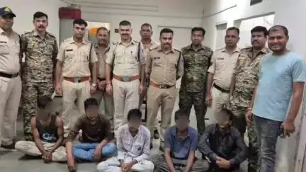 लालबर्रा: बालाघाट पुलिस का अपराधियों पर 'प्रहार', 58 फरार आरोपी गिरफ्तार, लालबर्रा पुलिस ने NDPS एक्ट में की बड़ी कार्रवाई