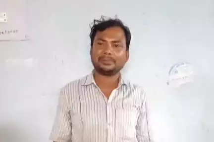 सूरजगढ़: पुलिस ने उरैन गांव से फरार अभियुक्त को किया गिरफ्तार, पेशी के लिए भेजा कोर्ट