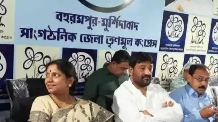 বহরমপুর: 21 জুলাইকে সামনে রেখে বহরমপুরে আয়োজিত সাংগঠনিক বৈঠক, উপস্থিত সাংসদ সহ অন্যরা