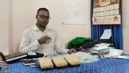 উদয়পুর: বাগমায় বাস থেকে প্রায় দেড় লক্ষাধিক টাকার হেরোইন জাতীয় নেশা সামগ্রী উদ্ধার, গ্রেপ্তার 2