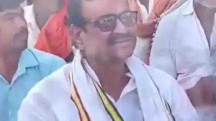 हिंगोली: राहुली बु. येथे शेत पांदण रस्त्याचा भूमिपूजन सोहळा आमदार तानाजी मुटकुळे यांच्या उपस्थितीत पार पडला