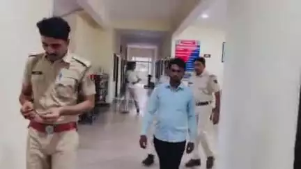 अनूपगढ़: अनूपगढ़ पुलिस ने राहुपीर फाटक के पास ट्रैक्टर किराए पर लेकर खुर्द-बुर्द करने के मामले में एक आरोपी को किया गिरफ्तार