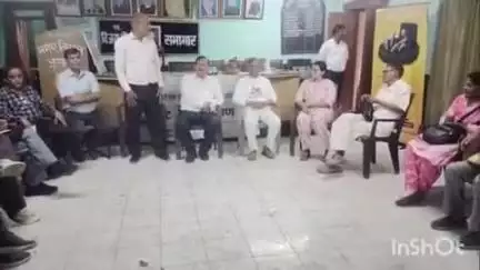 अल्मोड़ा: निगम सभागर में डे केयर संस्था की बैठक हुई संपन्न, पेयजल मूल्य में बढ़ोत्तरी का किया विरोध