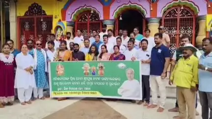 ଗୋପାଳପୁର: ପଞ୍ଚମା ମନ୍ଦିରରେ ନବୀନଙ୍କ ଆରୋଗ୍ୟ କାମନା କରି ଦୀପଦାନ, ପ୍ରତିକ୍ରିୟା ରଖିଲେ ପୂର୍ବତନ ବ୍ରହ୍ମପୁର ସାଂସଦ ଓ ବିଧାୟକ
