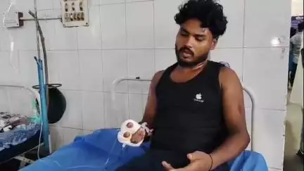 ইসলামপুর: জেসিবি ও তার দলবলের বিরুদ্ধে হামলার অভিযোগ দুই ব্যাক্তিকে ধারালো অস্ত্র দিয়ে আঘাত  গুরুতর যখম দুই জন